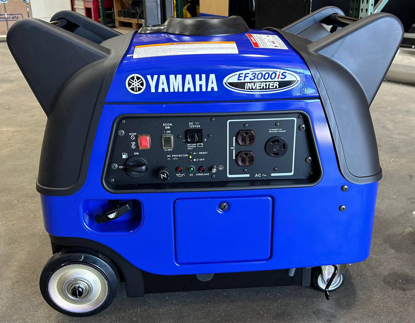 New EF3000iS 3,000 Watt Inverter Gasoline Generator by Yamaha
