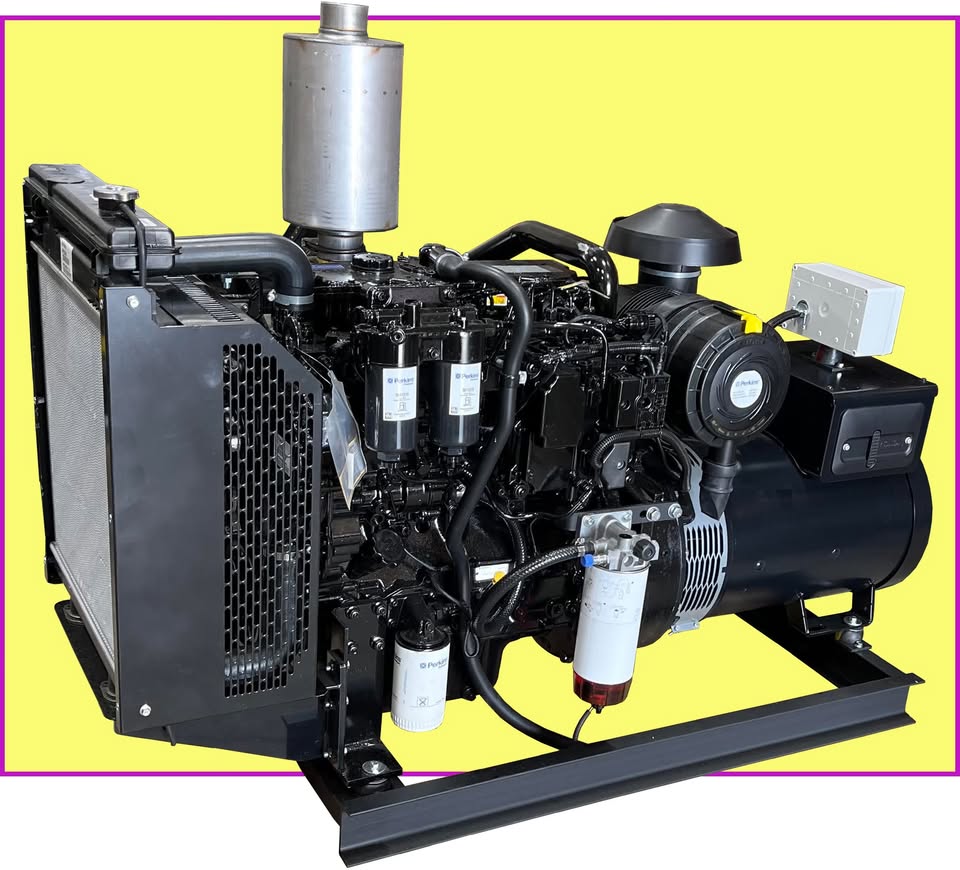Perkins 350 kW Diesel Generator by Central Maine Diesel - Model # 09198