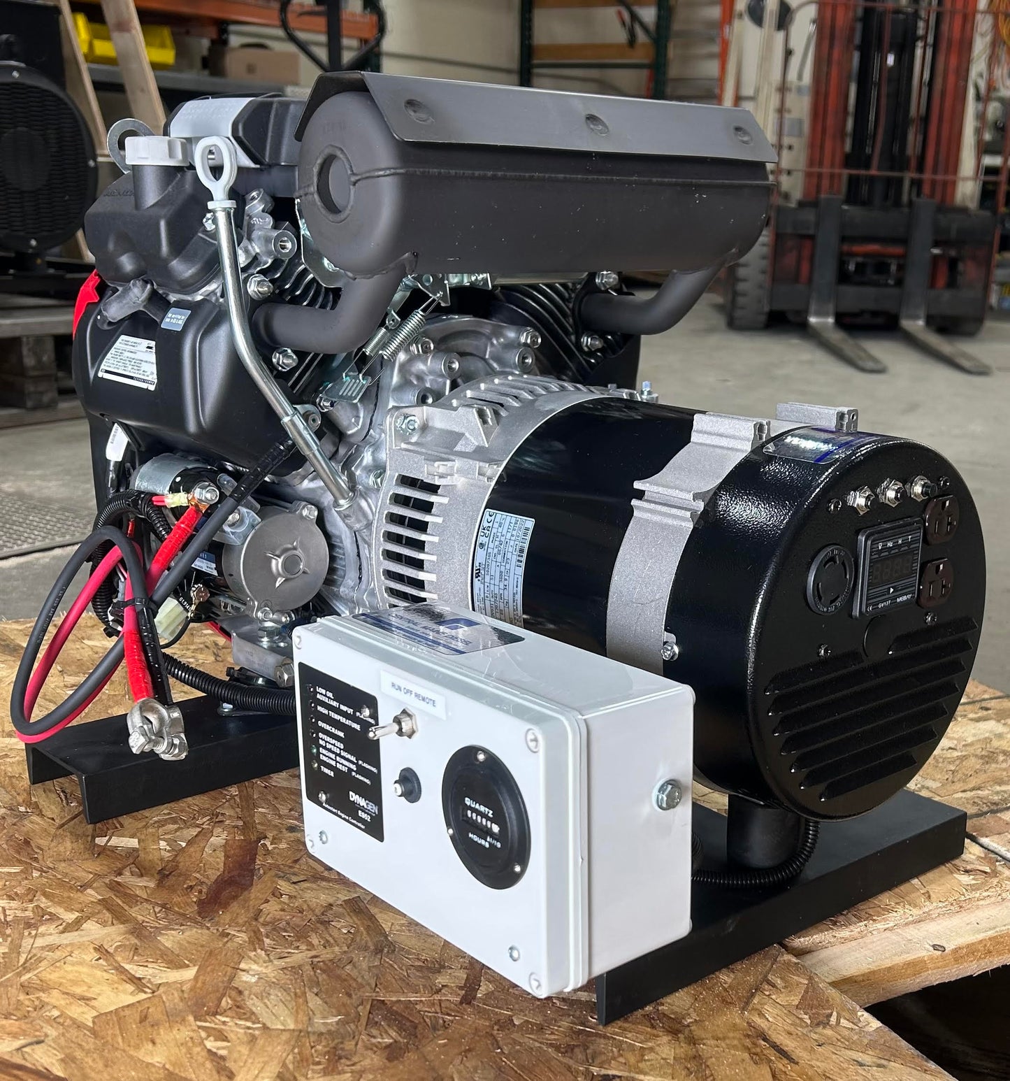 NEW Honda Powered Propane/Nat Gas Generator w/ AUTO START by Central Maine Diesel - Model # 04596